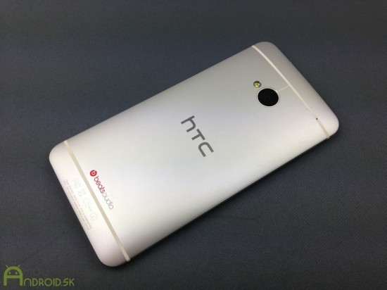 HTC One 3