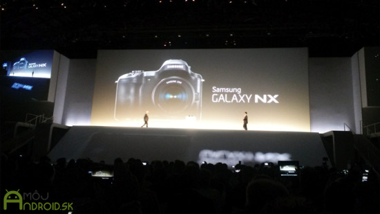 Samsung Galaxy Premiere_1
