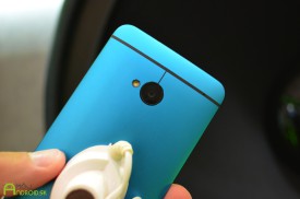 HTC-One-blue-IFA2013-6