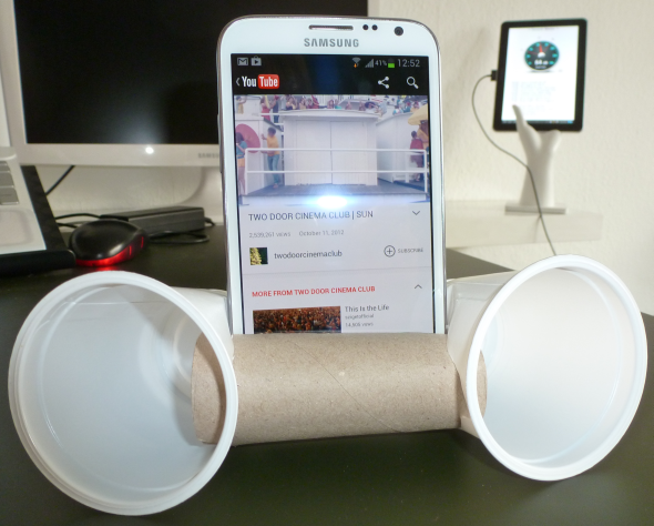 Smartphone-Cup-Speakers