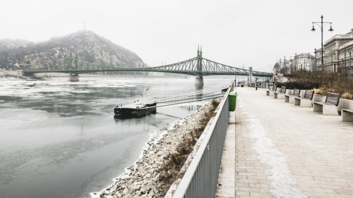 ezoltna | WINTER IS HERE IN BUDAPEST | Zariadenie: OnePlus 3