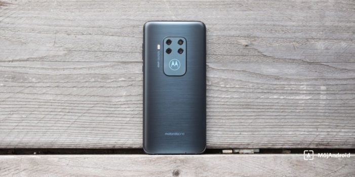 Motorola one zoom fotoaparát