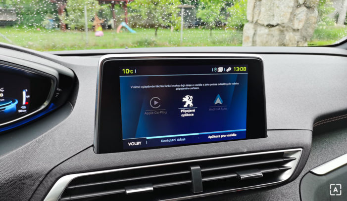 Peugeot 3008 Hybrid 4 Android Auto