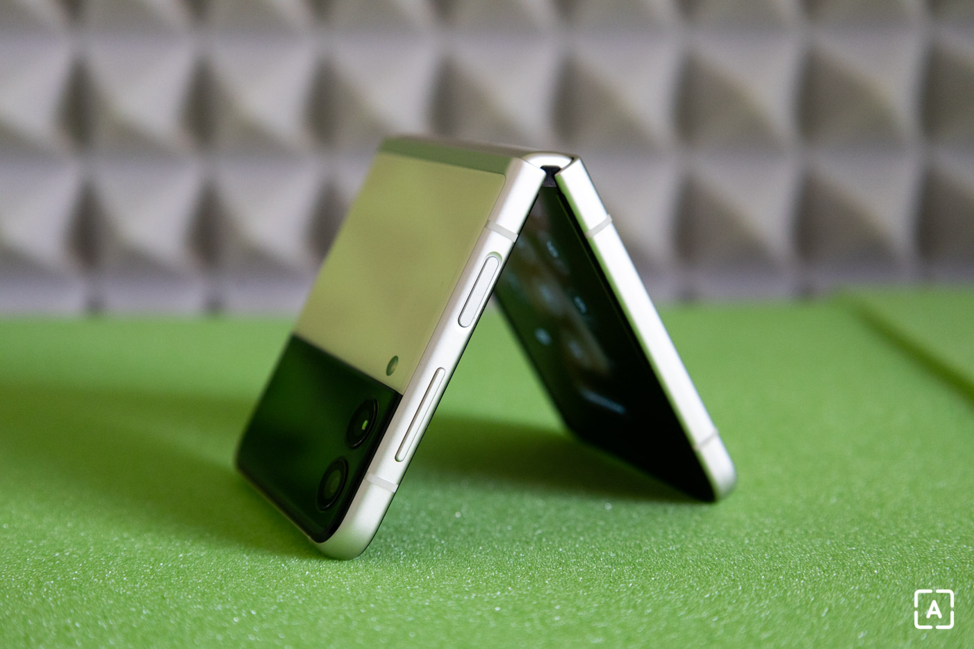 recenzia Samsung Galaxy Z Flip3 5G
