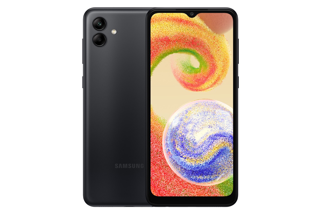 Samsung Galaxy A04 v čiernej farbe