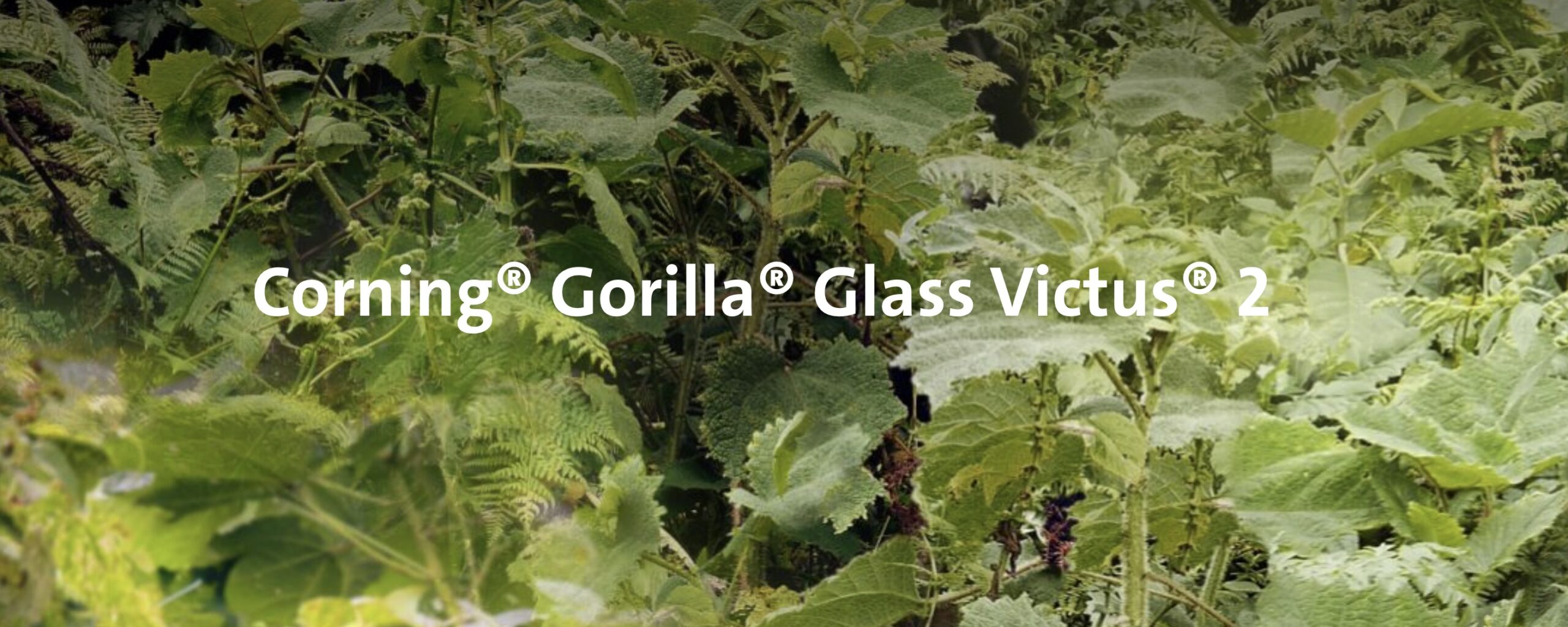 Gorilla Glass Victus 2: Sklo, ktoré prežije pád na betón